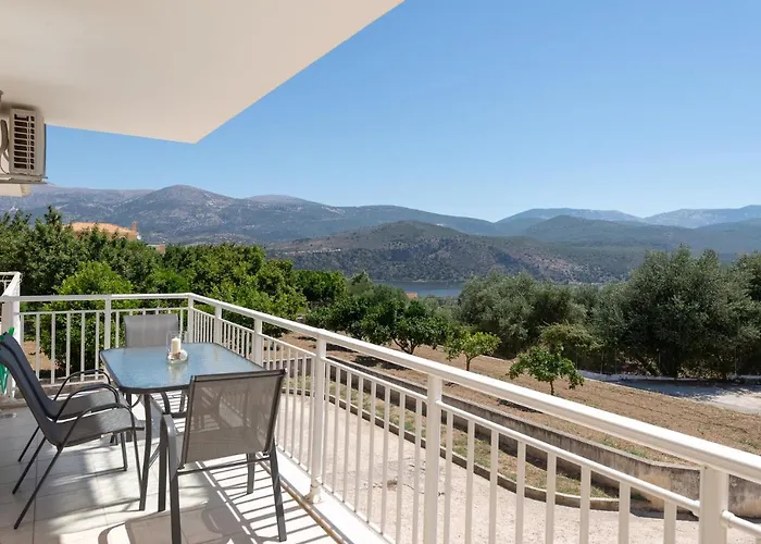 Lagadi 3 Apartment *